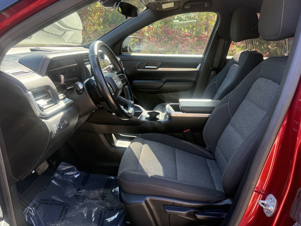 Used 2025 GMC Terrain Elevation AWD/4WD image 8