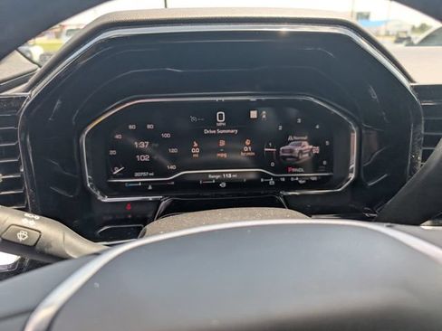 Used 2023 GMC Sierra 1500 SLE AWD/4WD image 21