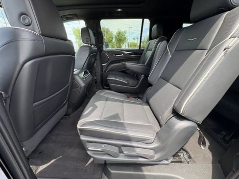 Used 2023 Cadillac Escalade ESV Sport AWD/4WD image 29