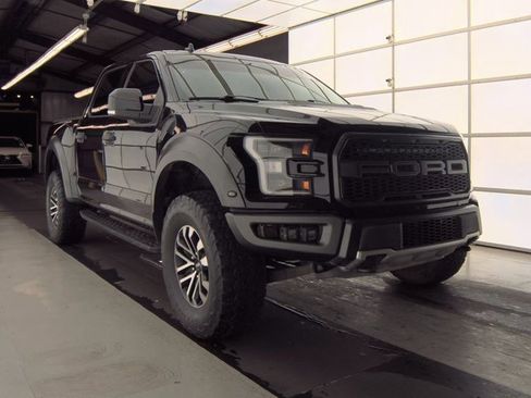 Used 2020 Ford F150 Raptor w/ Equipment Group 801A Mid image 3