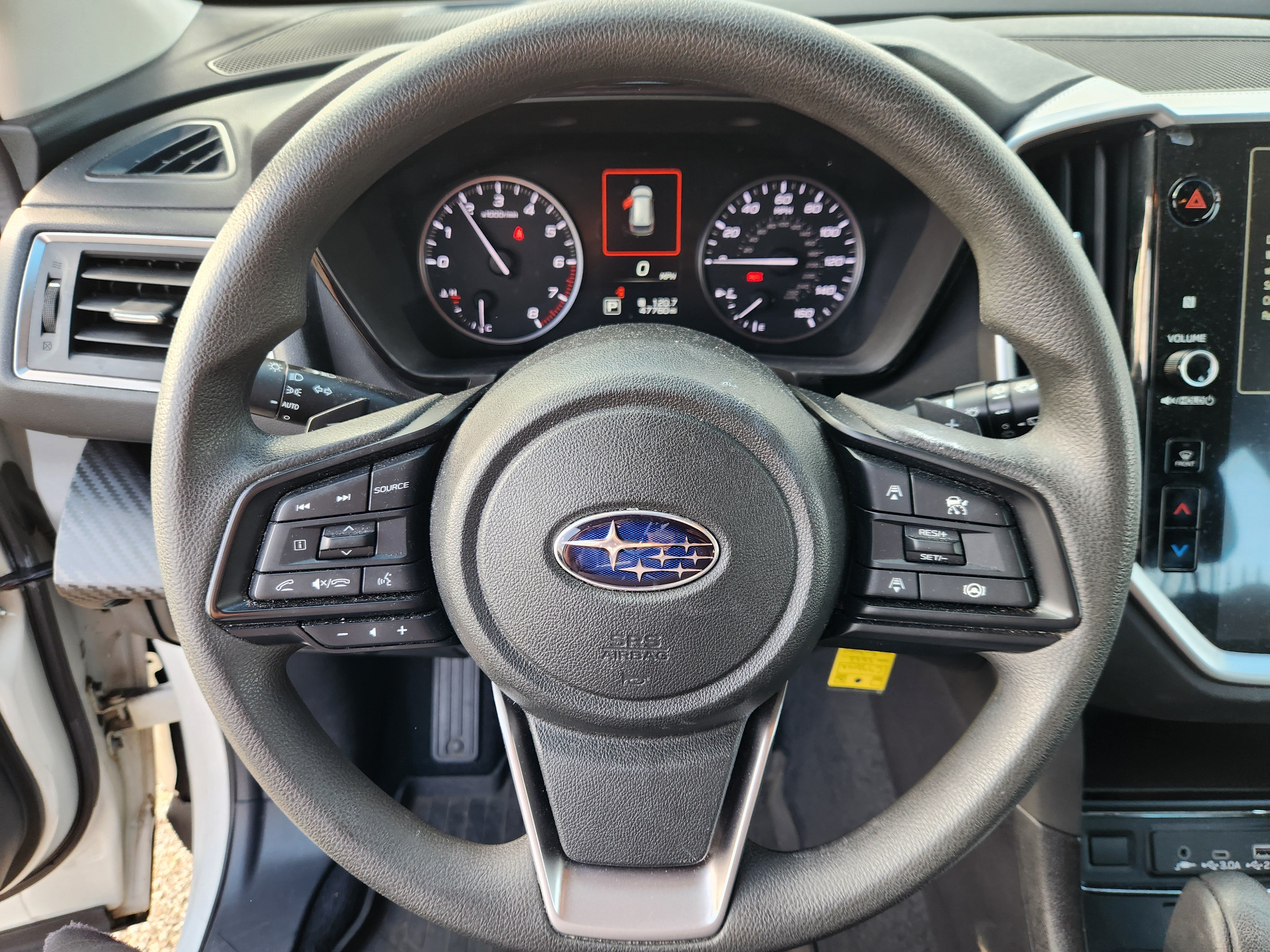 Used 2023 Subaru Ascent 8-Passenger AWD/4WD image 9