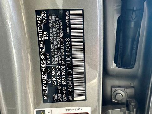 Used 2024 Mercedes-Benz GLC 300 4MATIC image 43