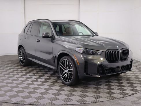 New 2026 BMW X5 sDrive40i image 3