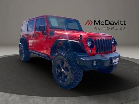 Used 2015 Jeep Wrangler Unlimited Sport w/ Connectivity Group AWD/4WD image 2