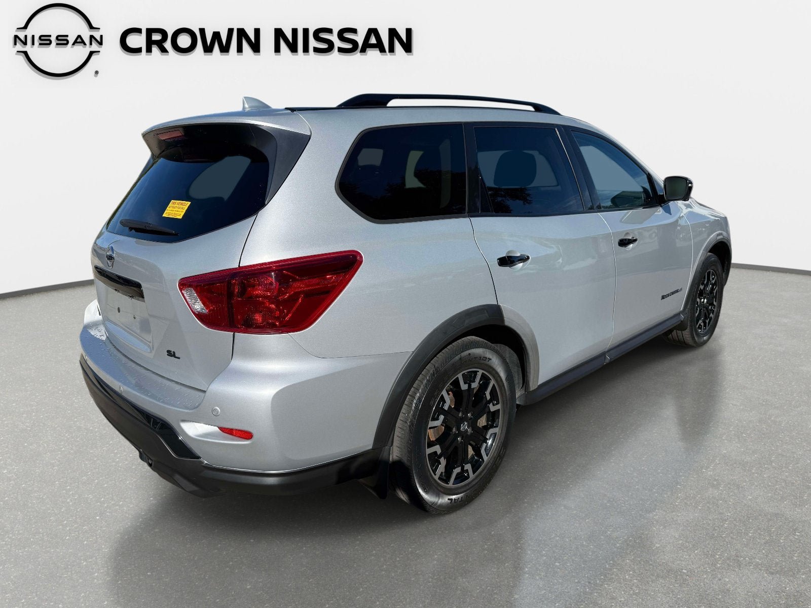 Used 2020 Nissan Pathfinder SL FWD image 7