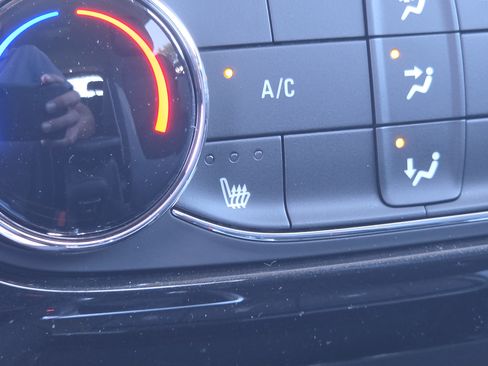 New 2026 Chevrolet TrailBlazer LT w/ LT Cold Weather Package FWD image 29
