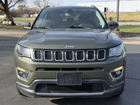 Used 2019 Jeep Compass Limited image 2