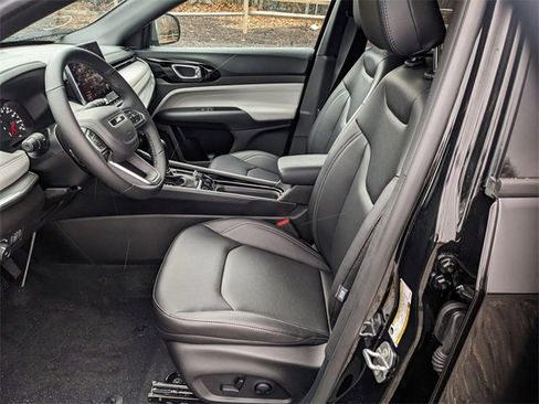 New 2025 Jeep Compass Limited image 6