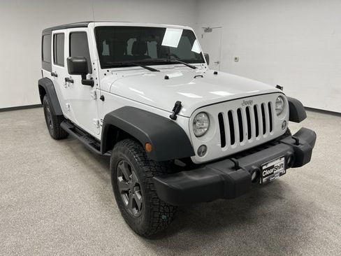 Used 2016 Jeep Wrangler Unlimited Sport w/ Connectivity Group image 2
