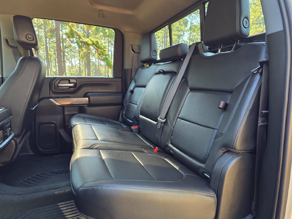Used 2020 Chevrolet Silverado 2500 LTZ w/ LTZ Premium Package AWD/4WD image 17