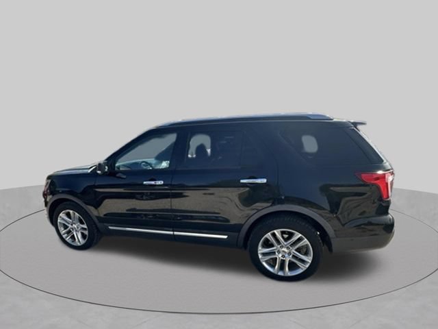 Used 2016 Ford Explorer Limited w/ Equipment Group 301A AWD/4WD image 9