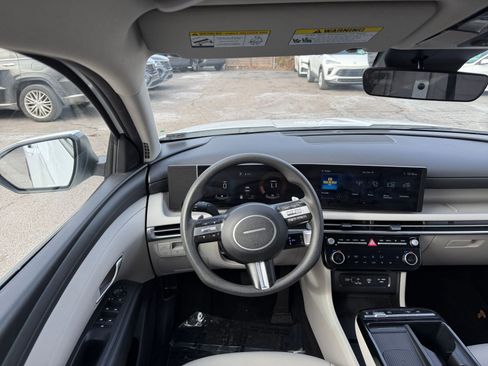 Used 2025 Hyundai Tucson Blue image 34