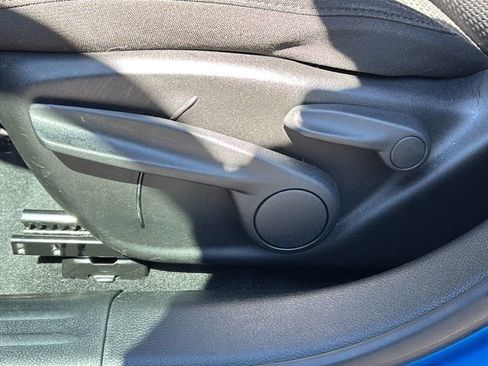 Used 2024 Jeep Compass Sport image 18