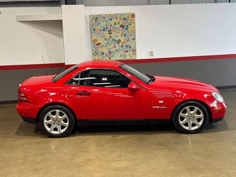 Used 2000 Mercedes-Benz SLK 230 image 3
