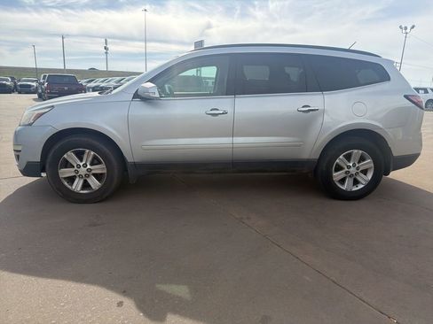 Used 2014 Chevrolet Traverse LT image 5
