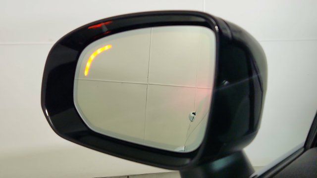 Certified 2026 Volvo XC60 B5 Plus w/ Protection Package Premier AWD/4WD image 15