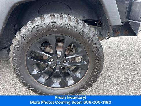 Used 2015 Jeep Wrangler Unlimited Sport w/ Quick Order Package 24S AWD/4WD image 9