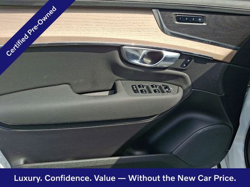 Certified 2025 Volvo XC90 B6 Plus AWD/4WD image 13