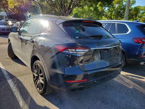 Used 2022 Maserati Levante GT AWD/4WD image 6