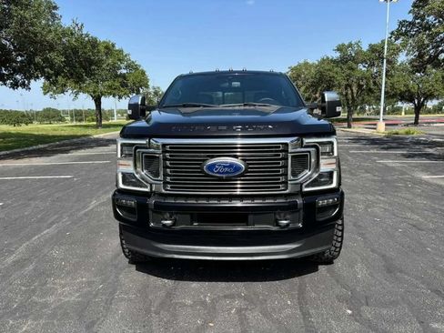 Used 2021 Ford F350 Platinum AWD/4WD image 2