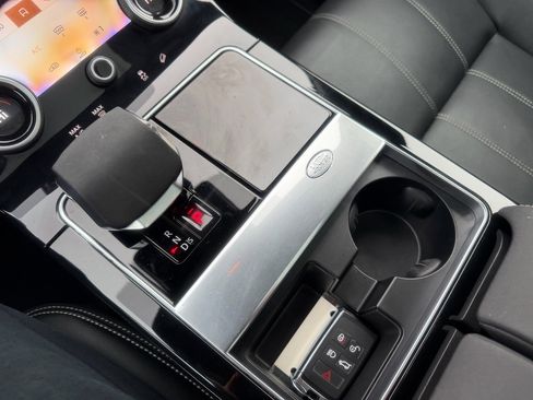 Used 2023 Land Rover Range Rover Velar S image 16