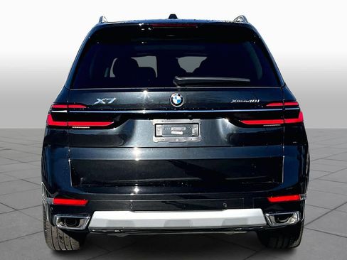 Used 2024 BMW X7 xDrive40i image 10