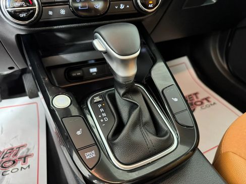 Used 2025 Kia Soul EX FWD image 21