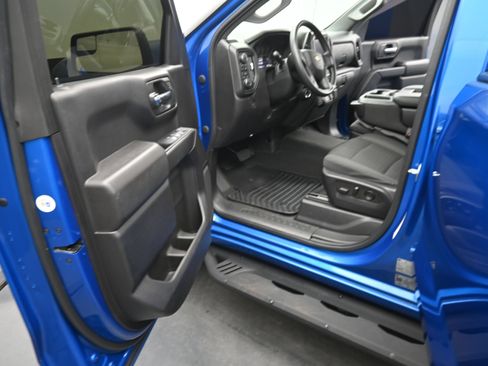 Used 2022 Chevrolet Silverado 1500 Custom AWD/4WD image 15