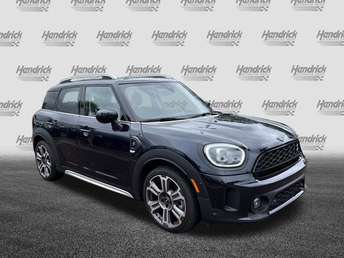 Used 2024 MINI Cooper Countryman S FWD image 2
