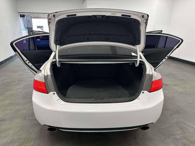 Used 2013 Honda Accord Sport image 19