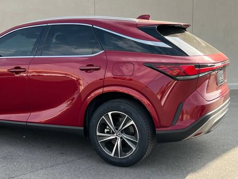 Used 2024 Lexus RX 350 FWD w/ Technology Package image 7