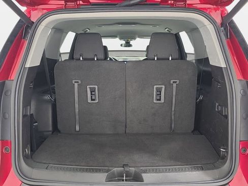 Used 2023 GMC Acadia SLE w/ Driver Convenience Package image 32