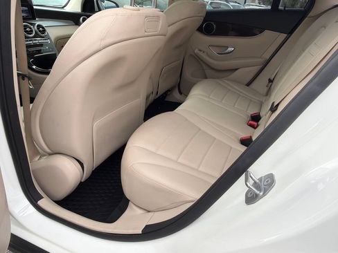 Used 2019 Mercedes-Benz GLC 300 image 21