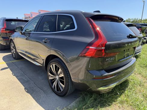 Used 2023 Volvo XC60 B5 Plus w/ Climate Package AWD/4WD image 2