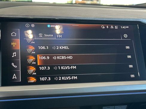 Certified 2023 Audi Q4 e-tron Prestige w/ Black Optic Package image 19