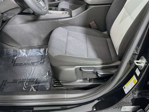 Used 2024 Chevrolet Trax LS FWD image 18