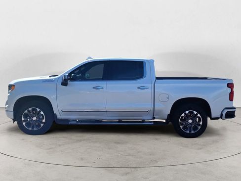 Certified 2023 Chevrolet Silverado 1500 High Country AWD/4WD image 2