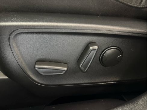 Used 2023 Ford Escape Active w/ Tech Pack #2 AWD/4WD image 29