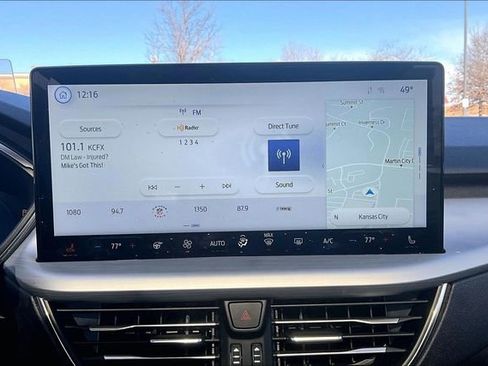 Used 2025 Ford Escape Platinum w/ Premium Technology Package image 15