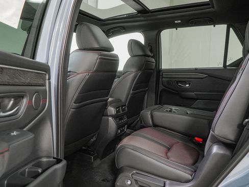 New 2026 Honda Pilot Black Edition image 44