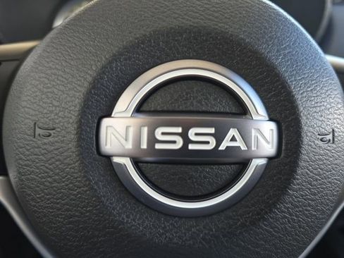 New 2025 Nissan Versa SV image 5