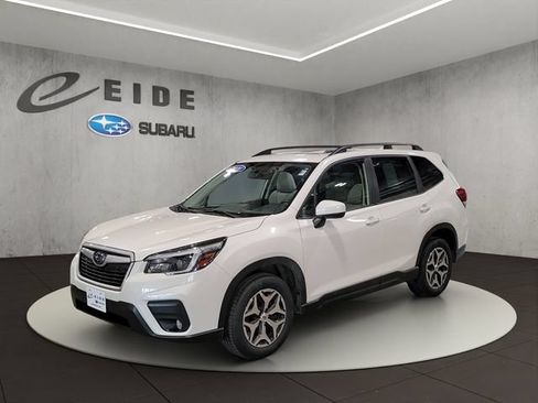 Used 2021 Subaru Forester Premium AWD/4WD image 7