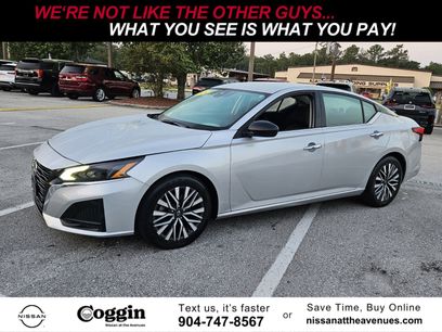 Used 2024 Nissan Altima 2.5 SV