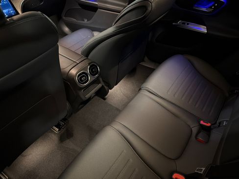 New 2026 Mercedes-Benz GLC 300 4MATIC image 11
