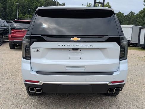 New 2026 Chevrolet Suburban High Country AWD/4WD image 3