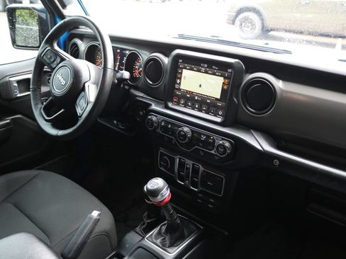 Used 2022 Jeep Wrangler Unlimited Sport AWD/4WD image 21