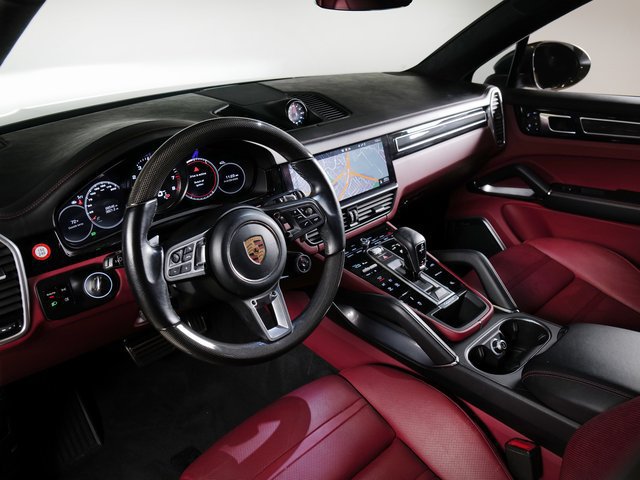 Used 2020 Porsche Cayenne Turbo AWD/4WD image 17