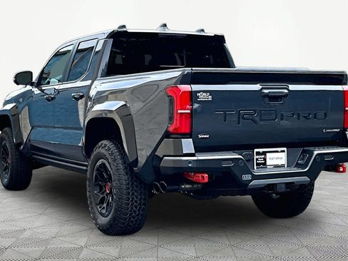 Certified 2025 Toyota Tacoma TRD Pro w/ Tow Tech Package AWD/4WD image 12