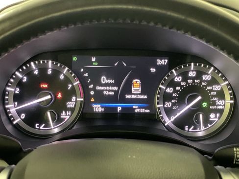 Used 2021 Toyota Highlander XLE AWD/4WD image 11