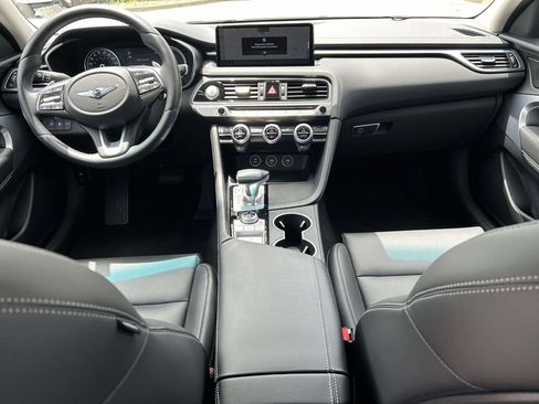 Used 2022 Genesis G70 2.0T RWD image 12